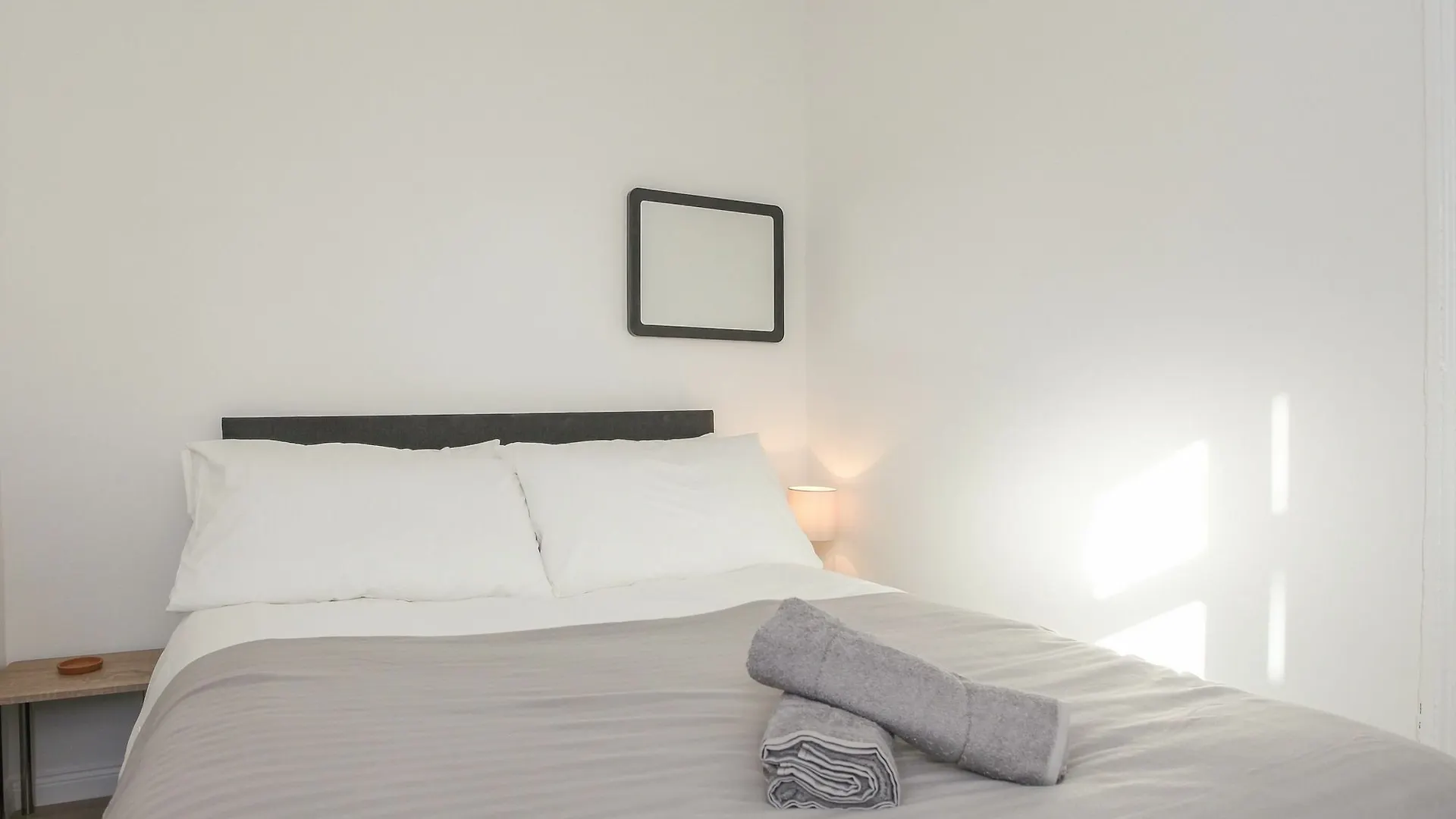 Kingston Serviced Accommodation - Donegall Avenue Belfast Storbritannien