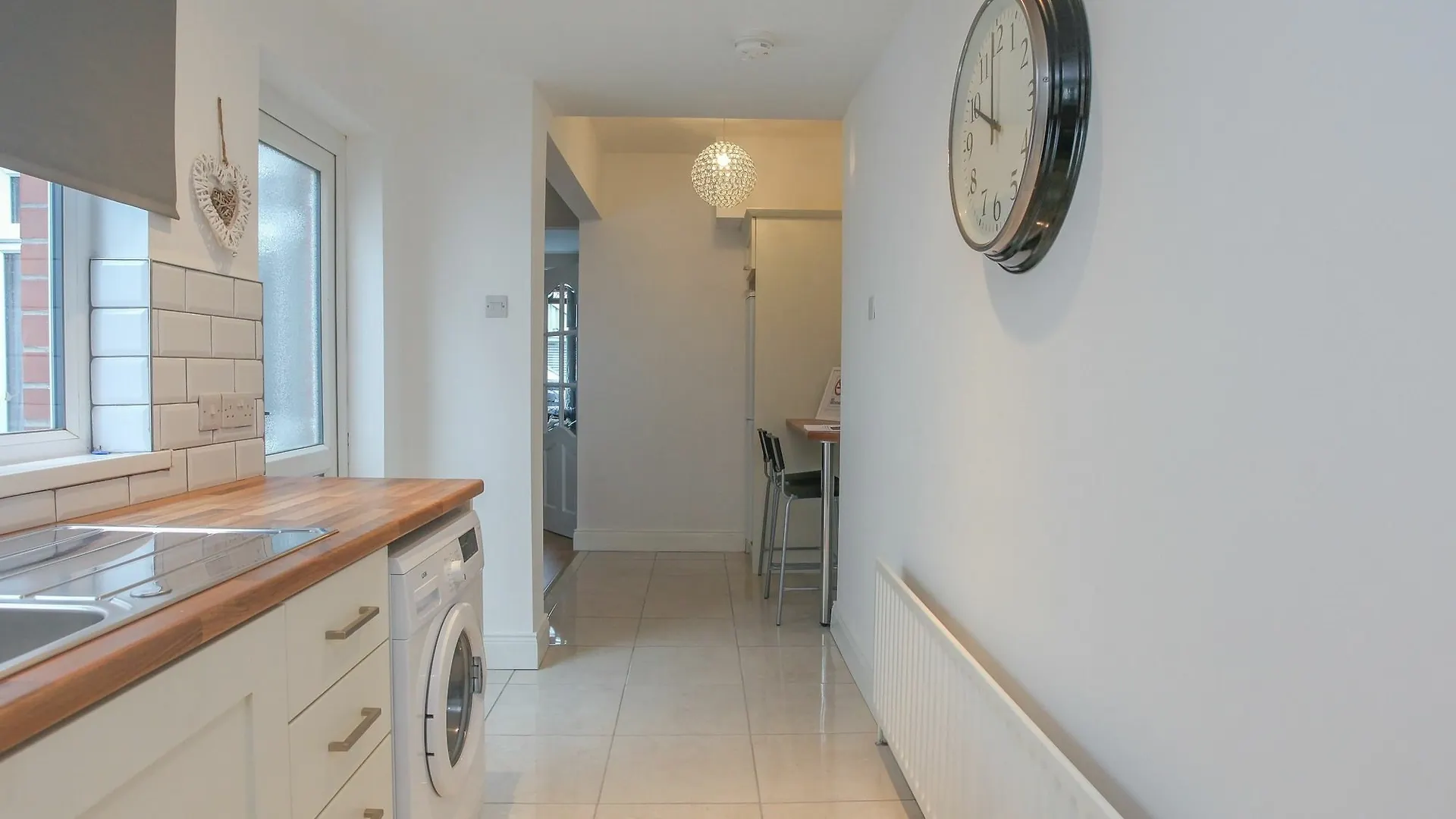 Kingston Serviced Accommodation - Donegall Avenue Belfast Semesterbostad